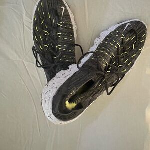 Nike Black and White Athletic Shoes Men’s size 9
